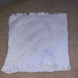 Large, white woman’s tube top